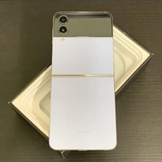 Android Galaxy Flip 4 | 128GB | SIM-Unlocked