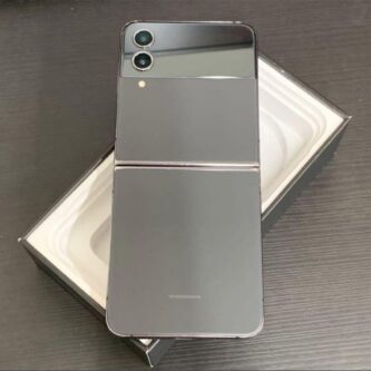 Android Galaxy Flip 4 | 128GB | SIM-Unlocked
