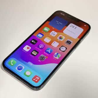 iPhone 14 Plus | 128GB | SIM-Unlocked | Shutter sound can be turned off!