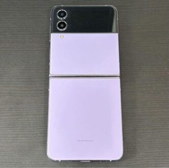 Android Galaxy Flip 4 | 128GB | SIM-Unlocked