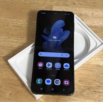 Android Galaxy Flip 4 | 256GB | SIM-Unlocked