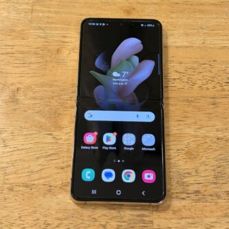 Samsung Android Galaxy Flip 4 | 256gb | SIM-Unlocked