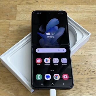Android Galaxy Flip 4 | 128GB | SIM-Unlocked