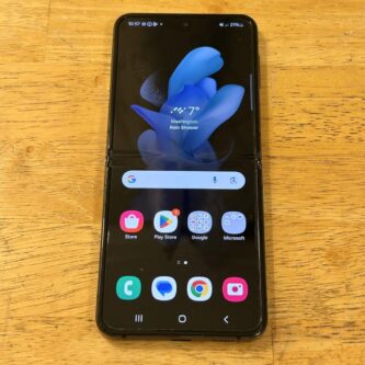 [Good Condition] Android Galaxy Flip 4 | 128gb | SIM-Unlocked